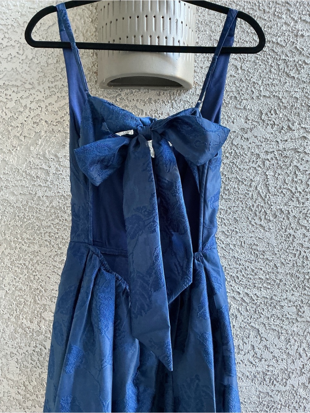 NWT Lulu’s Perfected Aura Navy Jacquard Tie-Back Maxi Dress with Pockets Large - Picture 9 of 11